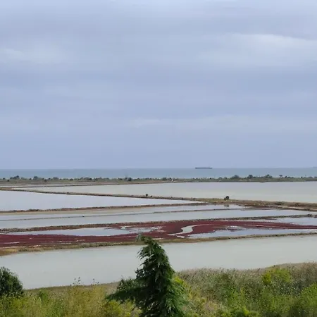 Wild Lakes 부르가스